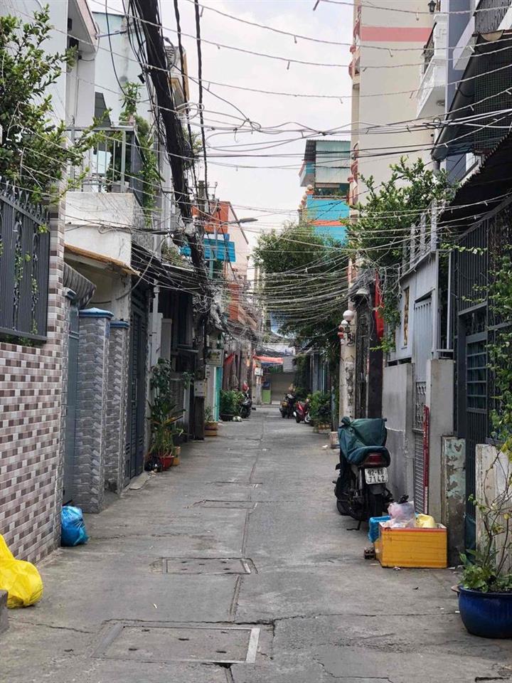 Cần Bán Rất Gấp - Nhà Diện Tích Khủng