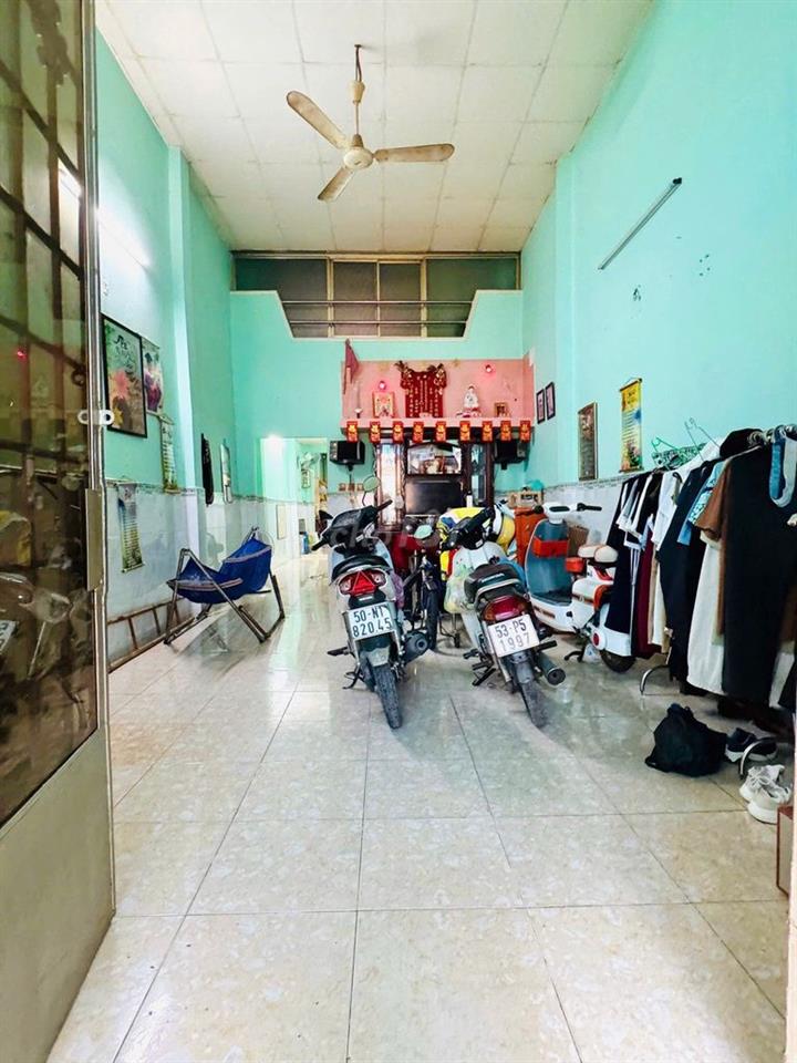 GẤP BÁN NHÀ 80M2 ĐẤT - XE TẢI VÔ TỚI NƠI