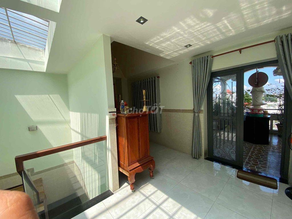 Biệt Thự Tân Cổ Điển - Siêu Đẹp - Siêu Hoành Tráng