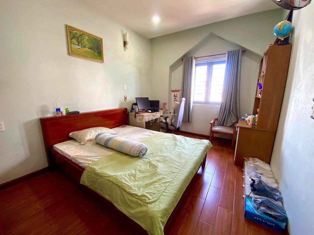 Biệt Thự Tân Cổ Điển - Siêu Đẹp - Siêu Hoành Tráng