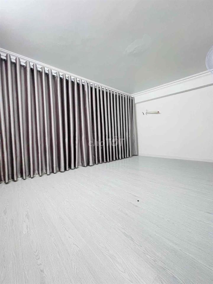 🏡PHAN VĂN TRỊ,P11,BÌNH THẠNH HẼM XE HƠI 4PHÒNG Sân xe,full nội thất