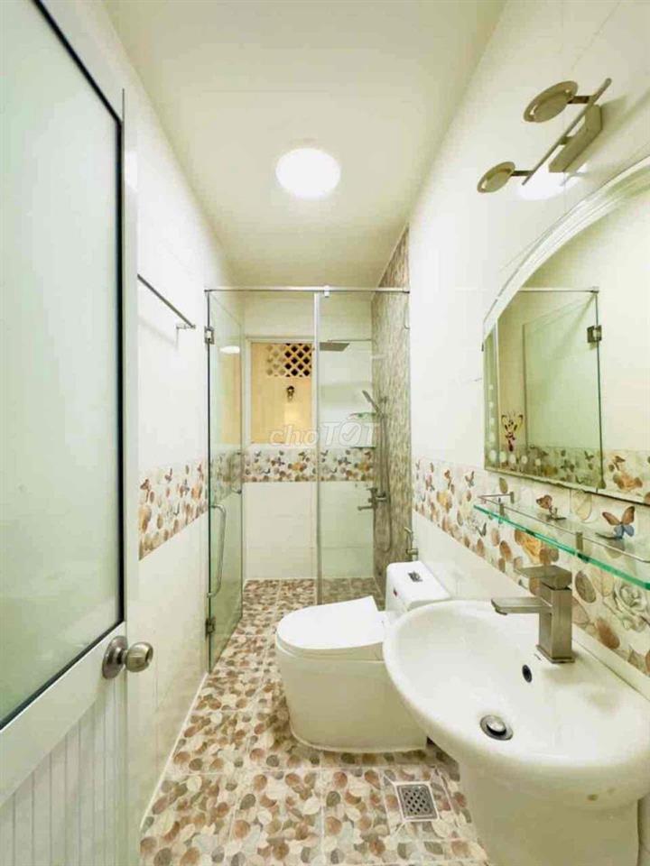 NHÀ ĐẸP BÌNH THẠNH – 5 TẦNG – HẺM XE HƠI – CHỈ 100M RA PHAN VĂN TRỊ