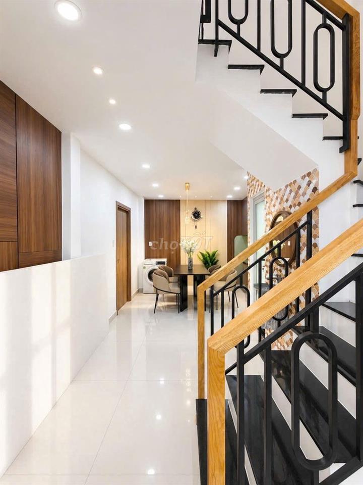Bán nhà giá tốt khu vực Quận Bình Thạnh đường Phan Văn Hân
