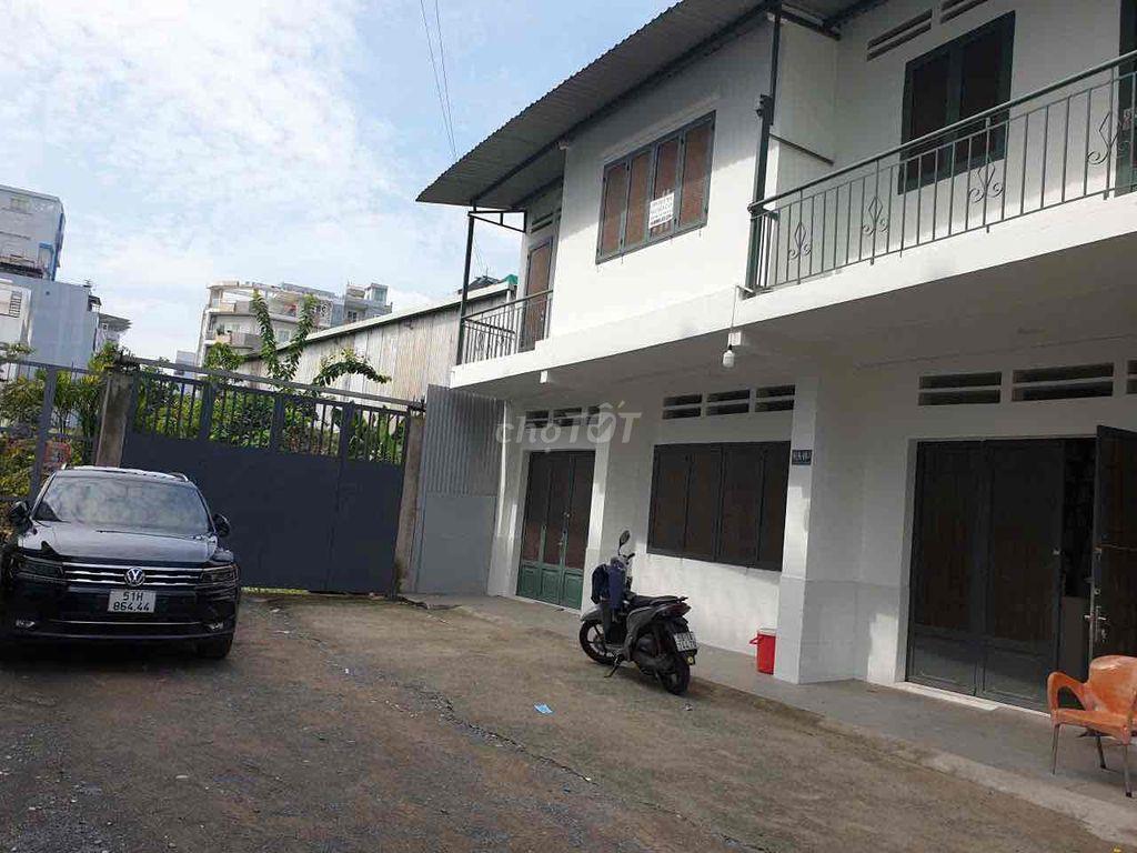 cần bán gấp , giá còn thương lượng , sổ hồng riêng , sang tên ngay