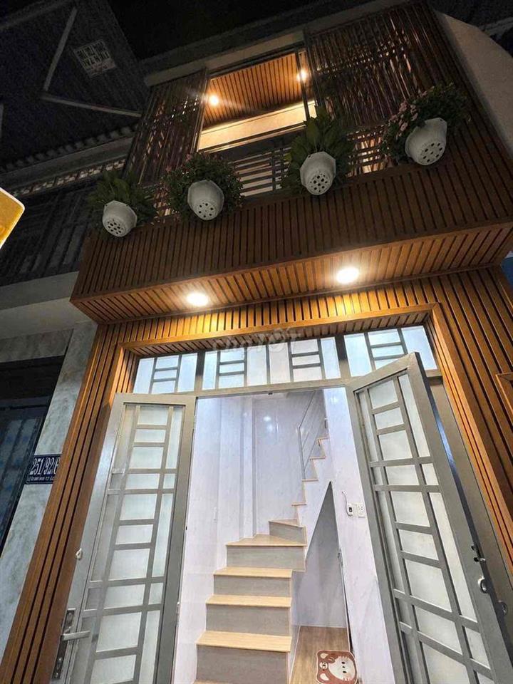 Nhà không lộ giới Bình Thạnh