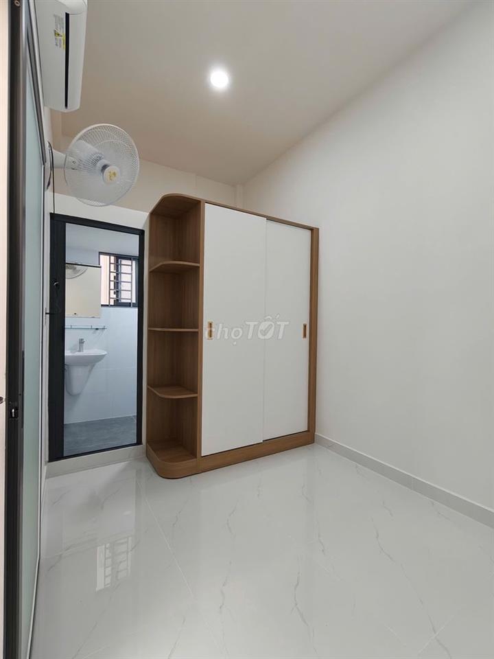 Mình có 1 số nhà bán giá từ 4,5t đến 8t ai cần lh 