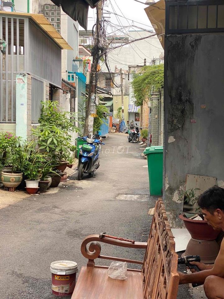về quê ở bán lại