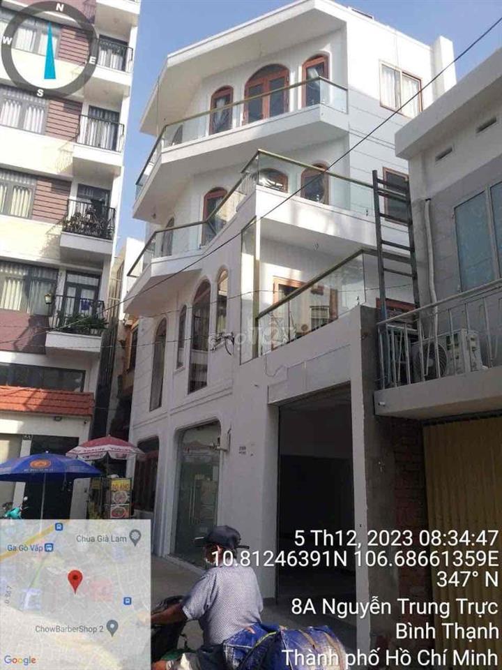 Nhà phố 3 tầng