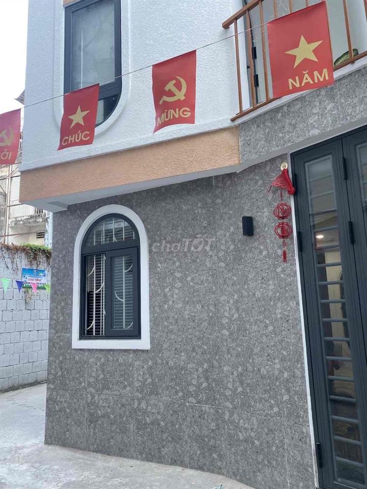 Bán nhà và cho thuê