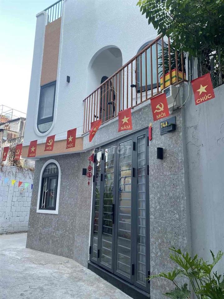 Bán nhà và cho thuê