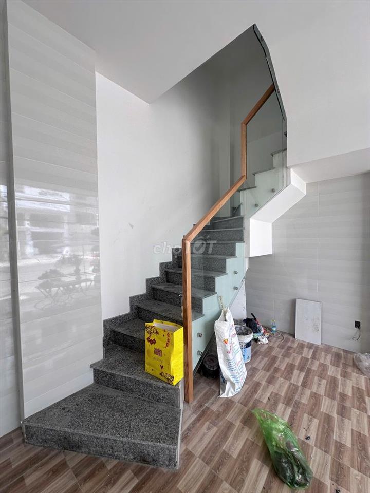CHO THUÊ NHÀ MẶT TIỀN ĐƯỜNG CHU VĂN AN