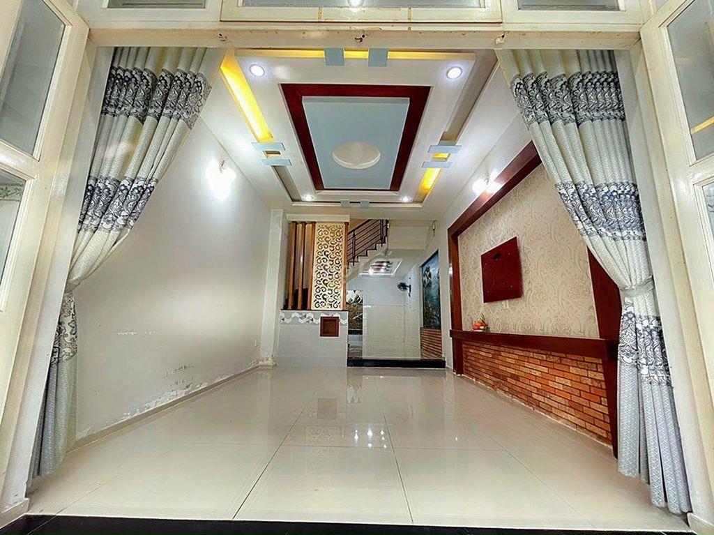 Cho thuê nhà HXH 86/8A Phổ Quang P.2 Q.Tân Bình gần CV Gia Định.