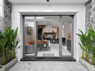 Cho thuê nhà MT 263A Hoàng Văn Thụ, Phường 2, Quận Tân Bình