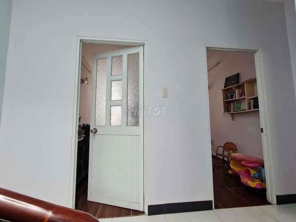 Cho thuê gấp nhà Lê Văn Sỹ Phường 14 Quận 3