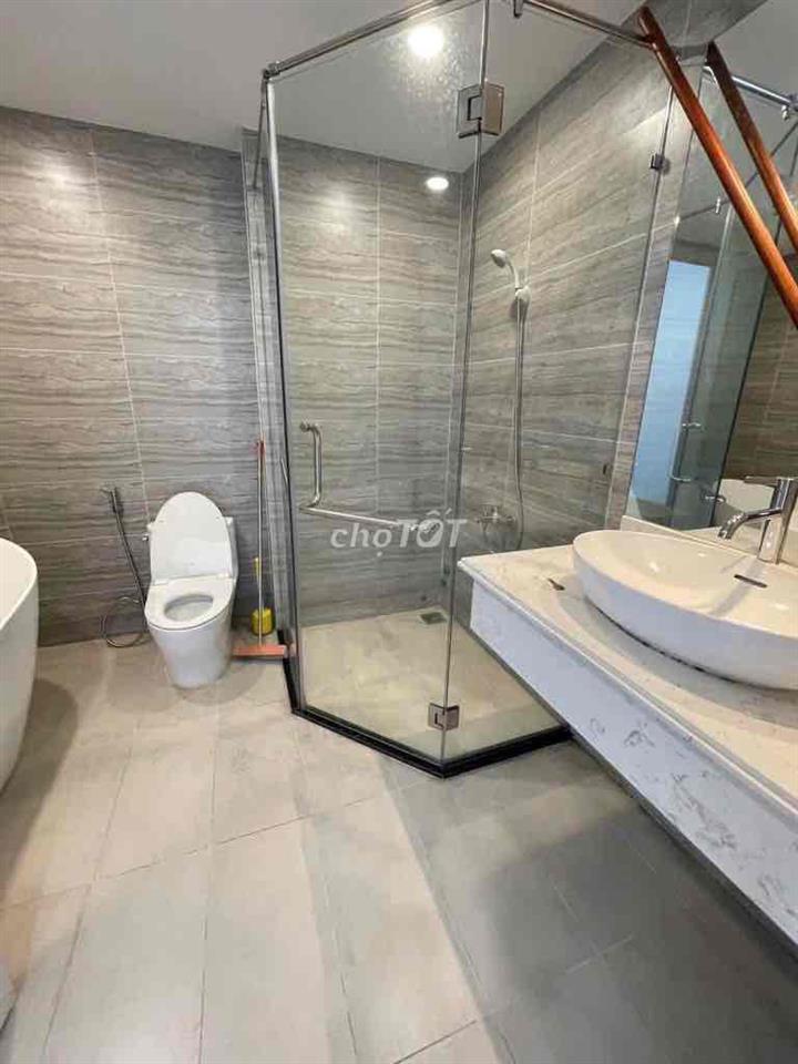 Cho thuê nhà HXT 135/4A Nguyễn Hữu Cảnh Phường 22 Quận Bình Thạnh