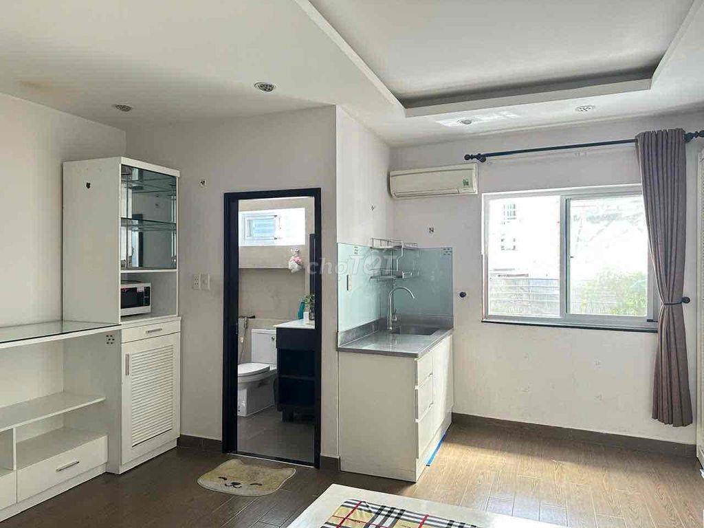 Cho thuê Phòng full nội thất HXH 297 Huỳnh Văn Bánh P13 Phú Nhuận