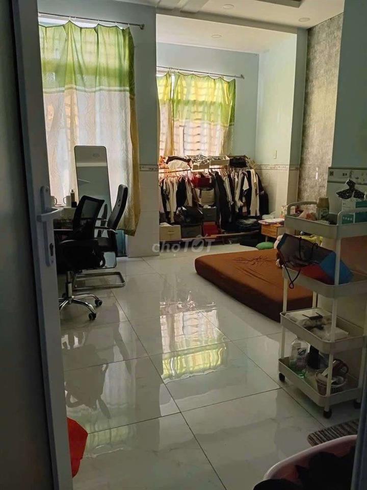 Cho thuê ở lâu dài không lấy lại nhà
