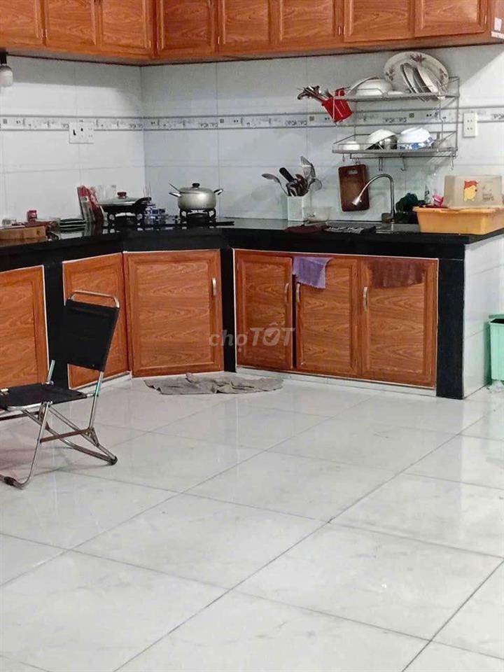 Cho thuê ở lâu dài không lấy lại nhà