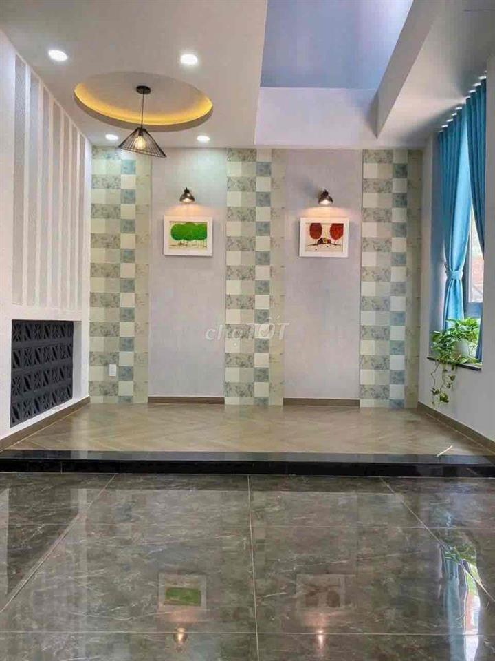 nhà nc hxh sát mt đường 6x10 tr L 2 lầu st 5pn 6vs nguyễn xí p13 bình