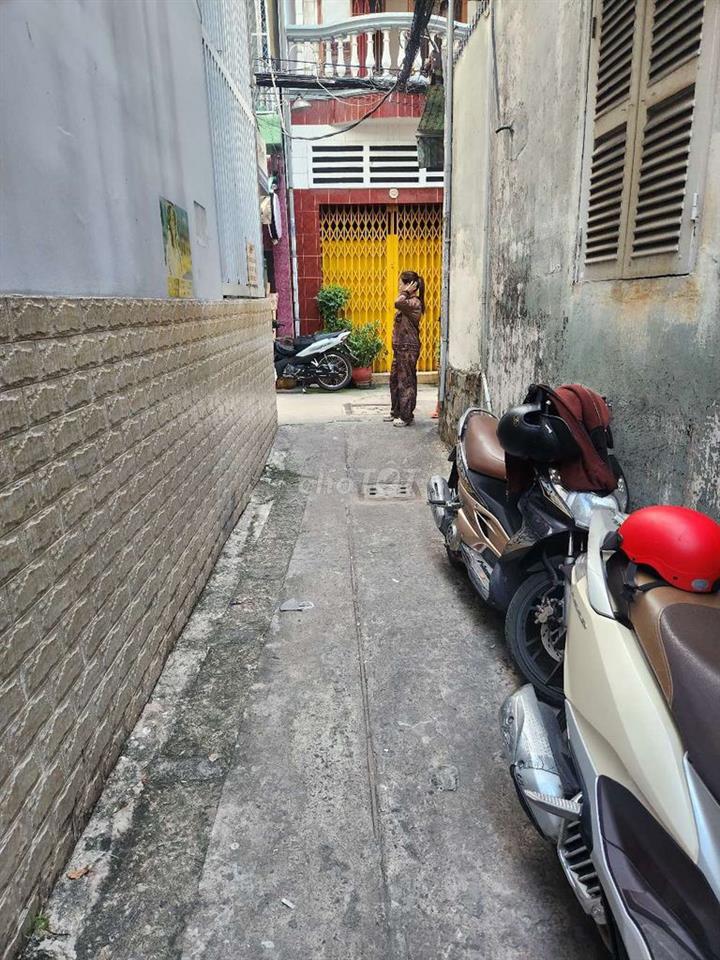 nhà nc đẹp full nội thất 2 lầu st nguyễn mình khai Q1