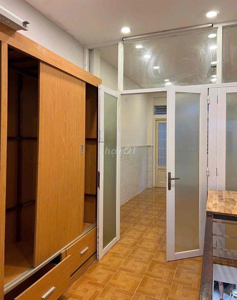 nhà nc mới đẹp 3x10 tr lầu 1pn 2vs trần hưng Đạo p.cầu kho Q1