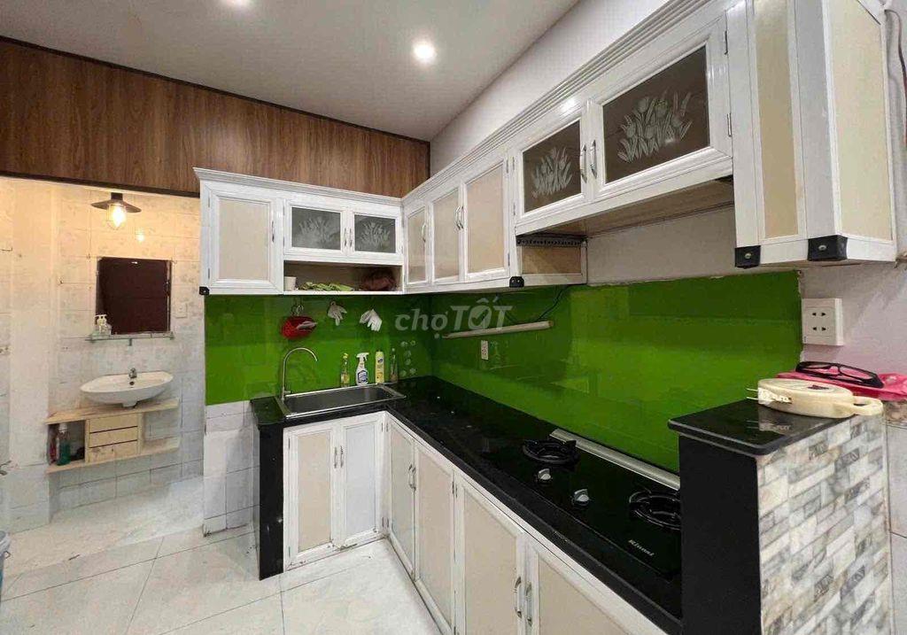 nhà nc mới đẹp 3x10 tr lầu 1pn 2vs trần hưng Đạo p.cầu kho Q1