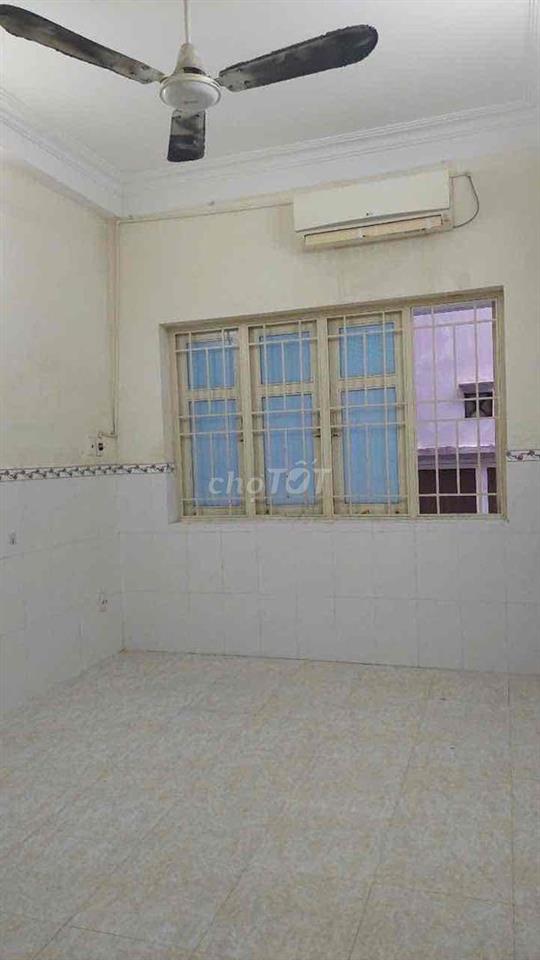 nhà nc trêt 2 lầu sân thượng 3pn 3vs phạm văn hai p3 tân bình