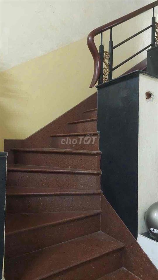 nhà nc trêt 2 lầu sân thượng 3pn 3vs phạm văn hai p3 tân bình