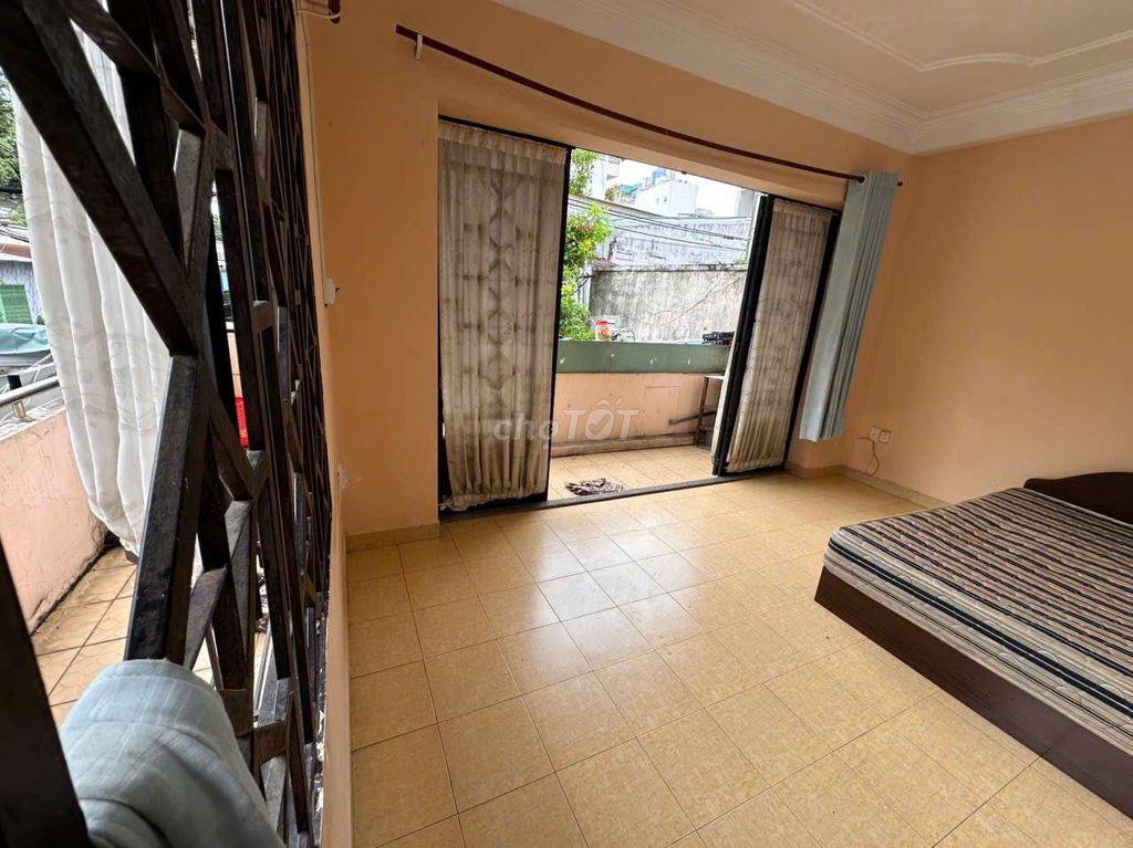 cho thuê căn hộ full nội thất cưa sổ bạn công Phú mỹ Q.bình thạnh