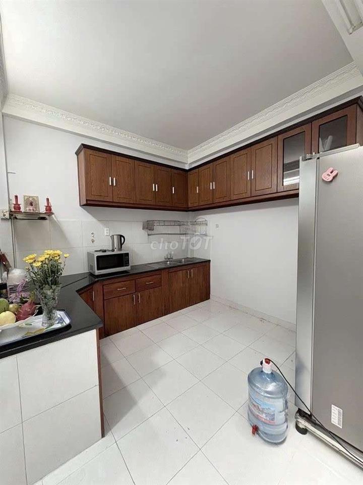 nhà nc mới đẹp gần mt tr 2 lầu 3pn 3vs trần Hữu trang  p11 Q.Phú nhuận