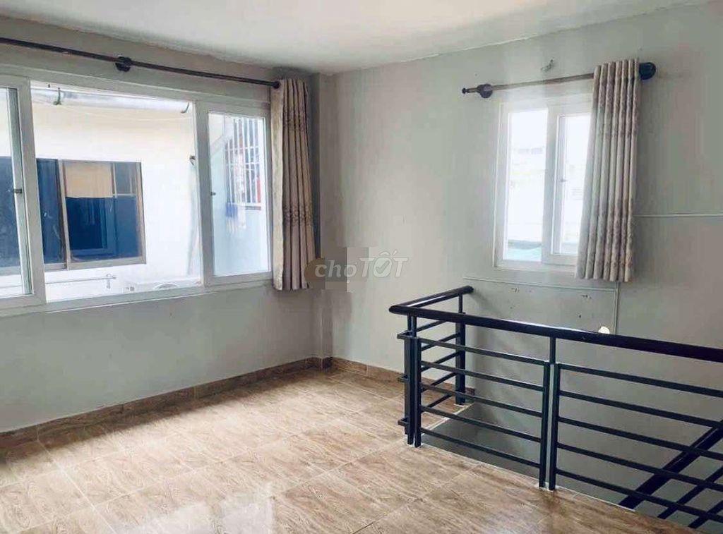 nhà căn góc nhỏ xinh trệt lầu 1pn Điện biên phủ  p11 Q10