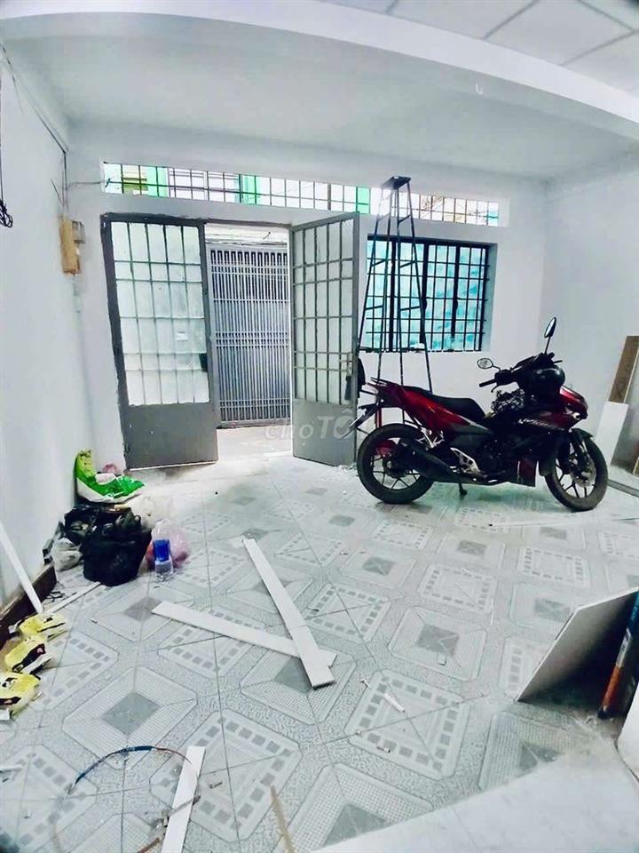 nhà nc mới gần mt 5.5x10 tr lầu 3pn ng.thượng hiền P1 Q.Gò vấp