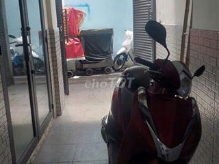 nhà nc mới đẹp 4x8 tr lầu 1pn 2vs phó Đức Chính Q1