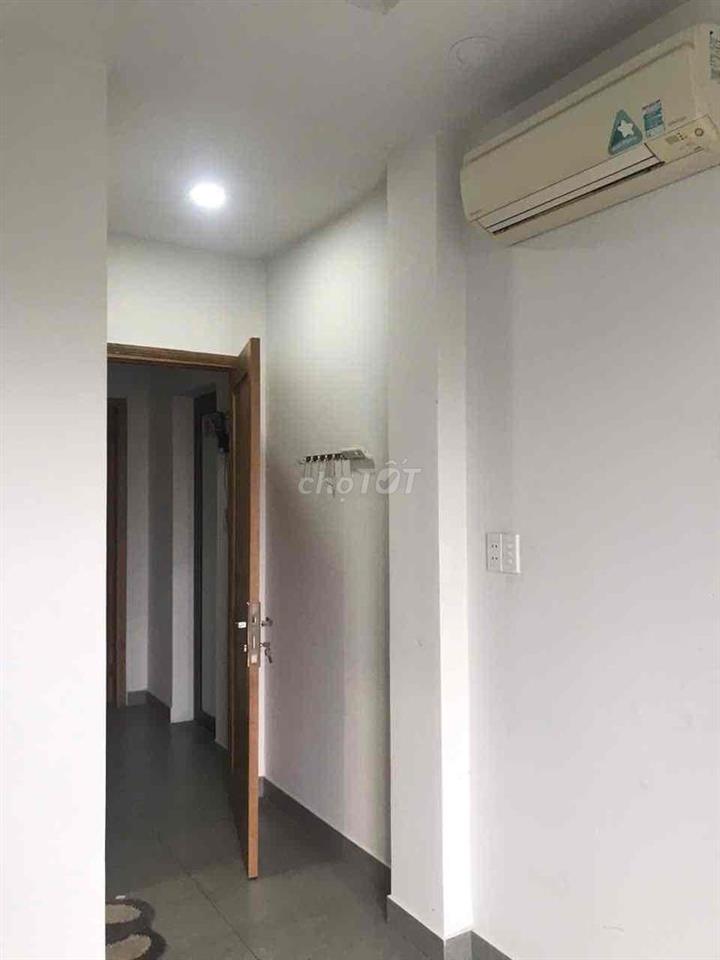 nhà nc mt đường 4x14 trệt lầu 2pn 2vs phạm văn đồng văn đồng 13 Q.Binh