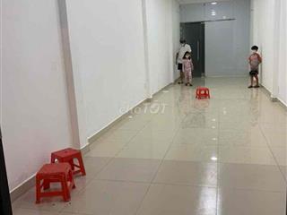cho thuê nhà nc mt đường 3.5x24 tr 1 lầu 3pn 2vs CMT8 P5 Q.Tân Bình