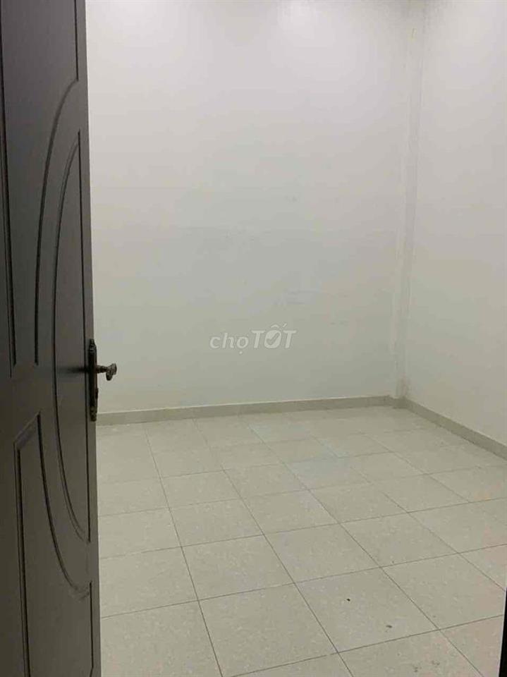 cho thuê nhà nc mt đường 3.5x24 tr 1 lầu 3pn 2vs CMT8 P5 Q.Tân Bình