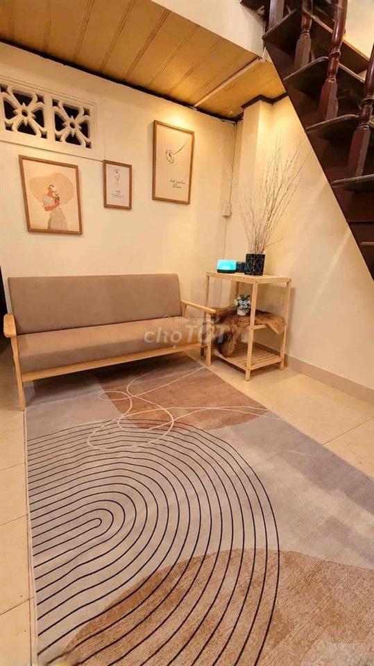 nhà nc mới đẹp Tr L lầu 2pn lê thị riêng  Q1
