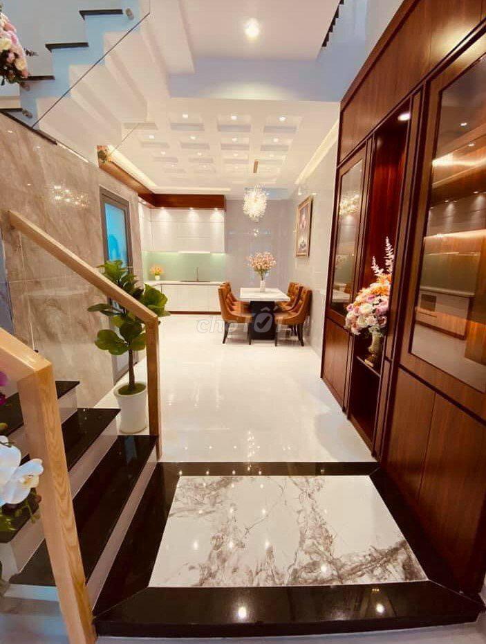 Cho thuê gấp nhà HXT thông 220/6B Nguyễn Trọng Tuyển, P.8, Q. PN