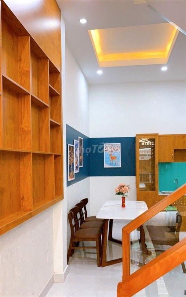 Cho thuê nhà HXH 95/4B Lê Văn Sỹ P.13 Q.Phú Nhuận