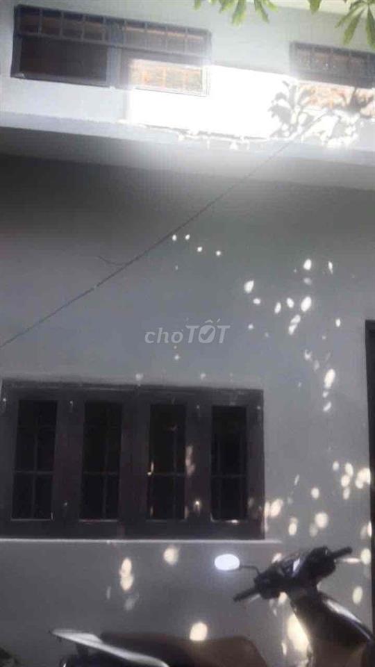 NHA THUE  GIÁ TỐT HẺM TO 5M THOÁNG MÁT - 1 TRỆT 1 LẦU (2PN) CHỈ 8 TRIỆ