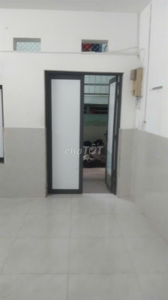 NHÀ THUÊ MẶT TIỀN HẺM KINH DOANH ĐƯỢC HẺM 5M ĐƯỜNG NGUYỄN HỒNG