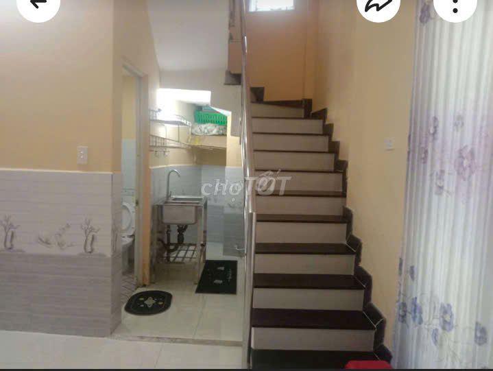 NHÀ THUÊ GIÁ TỐT SIÊU RỘNG ĐƯỜNG BẠCH ĐẰNG- GIÁ CHỈ 7 TRIỆU/THÁNG! 