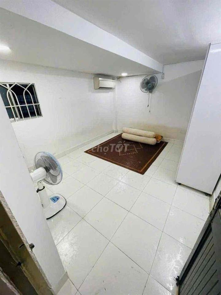CHO THUÊ NHÀ GIÁ TỐT CÓ SẴN MÁY LẠNH - HẺM XE HƠI BÙI ĐÌNH TÚY, P.12 C