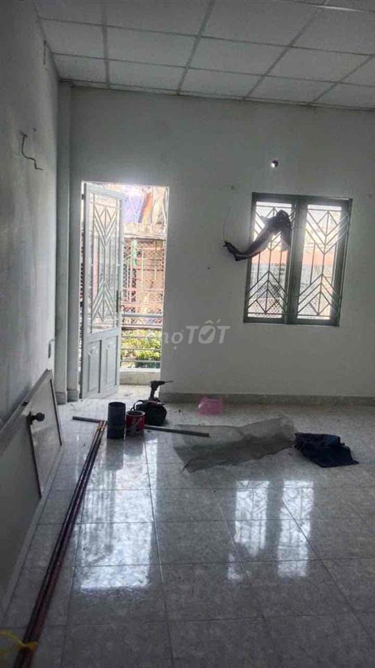 HÀNG HIẾM: MẶT TIỀN ĐƯỜNG NGUYỄN KHUYẾN – NGANG 4M THOÁNG – CHỈ 9 TRIỆ