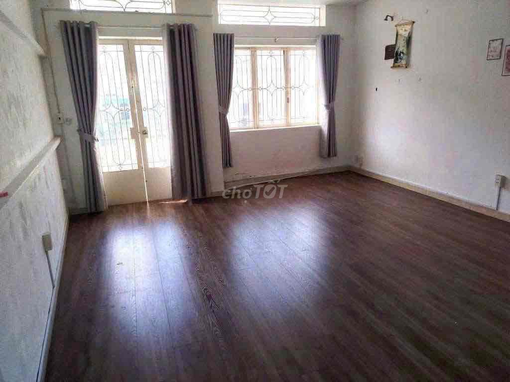 Nhà rộng rãi Bình Thạnh,  nhà trệt 2 lầu, ôtô ngủ trong nhà