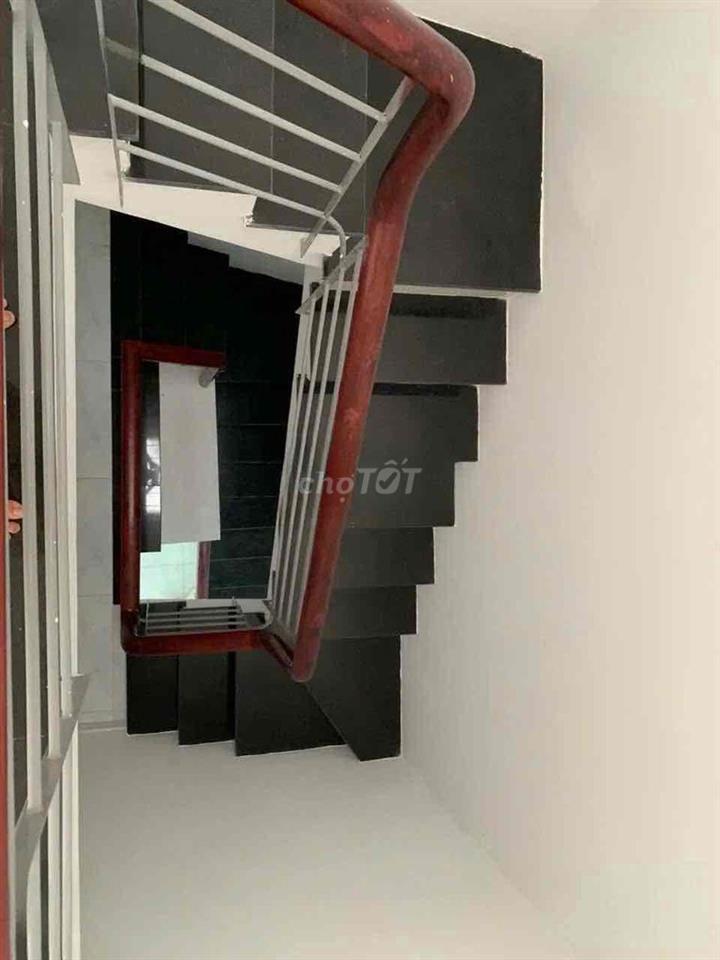 Nhà Mới trệt 2 Lầu Bình Thạnh, có sẵn nội thất