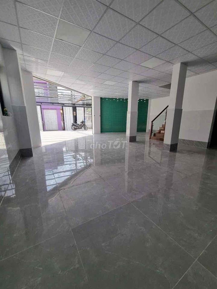 Nhà Mới rộng rãi, DT 20x10m, Trệt 1 Lầu, Hẻm xe Hơi
