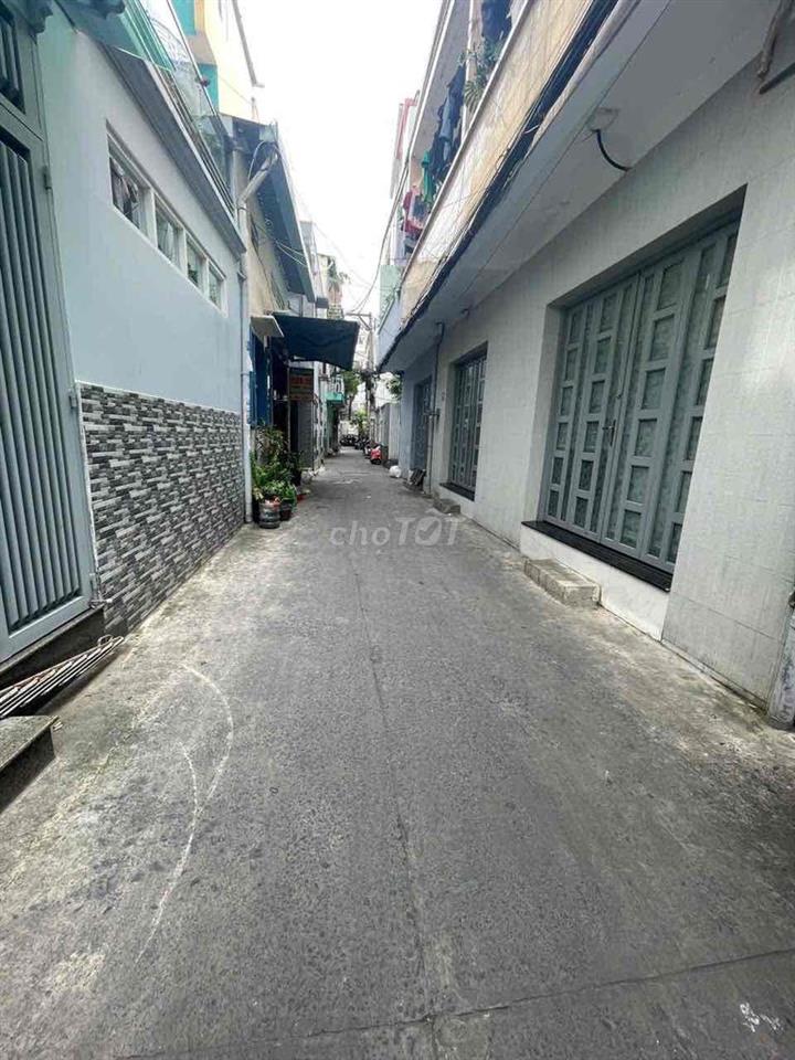 Nhà 1 Trệt 3 Lầu, 2PN 3VS, Hẻm rộng rãi, đường CMT8 Q10