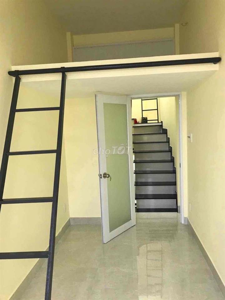 Nhà Mới 1 trệt 1 lửng 1 lầu có sân thượng - 2PN 2VS, khu an ninh