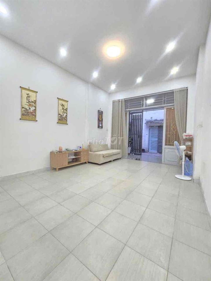 Nhà rộng rãi, 1 trệt 1 lửng 2PN 2VS, Tiền Giang P2 Tân Bình
